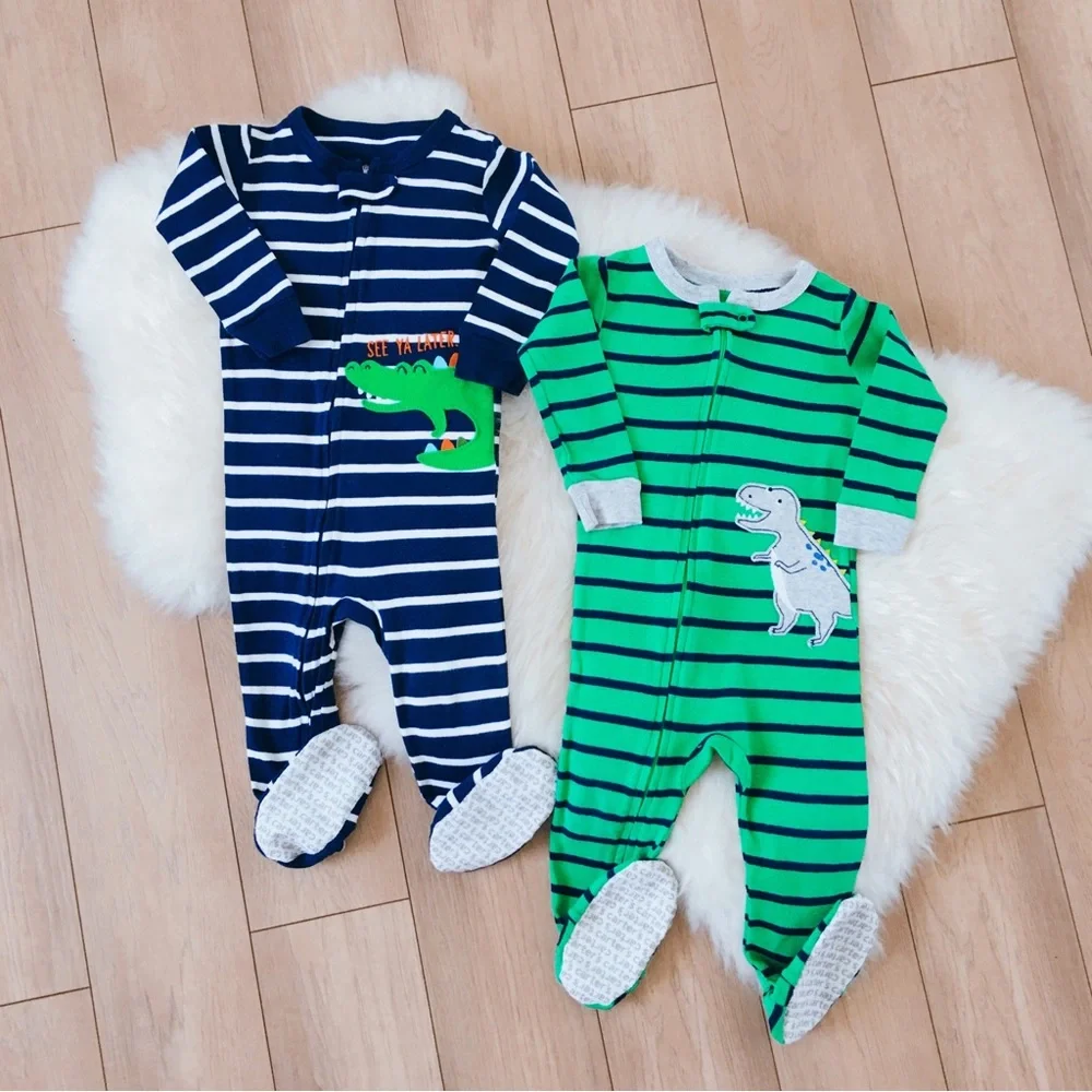 True Religion sets pants
